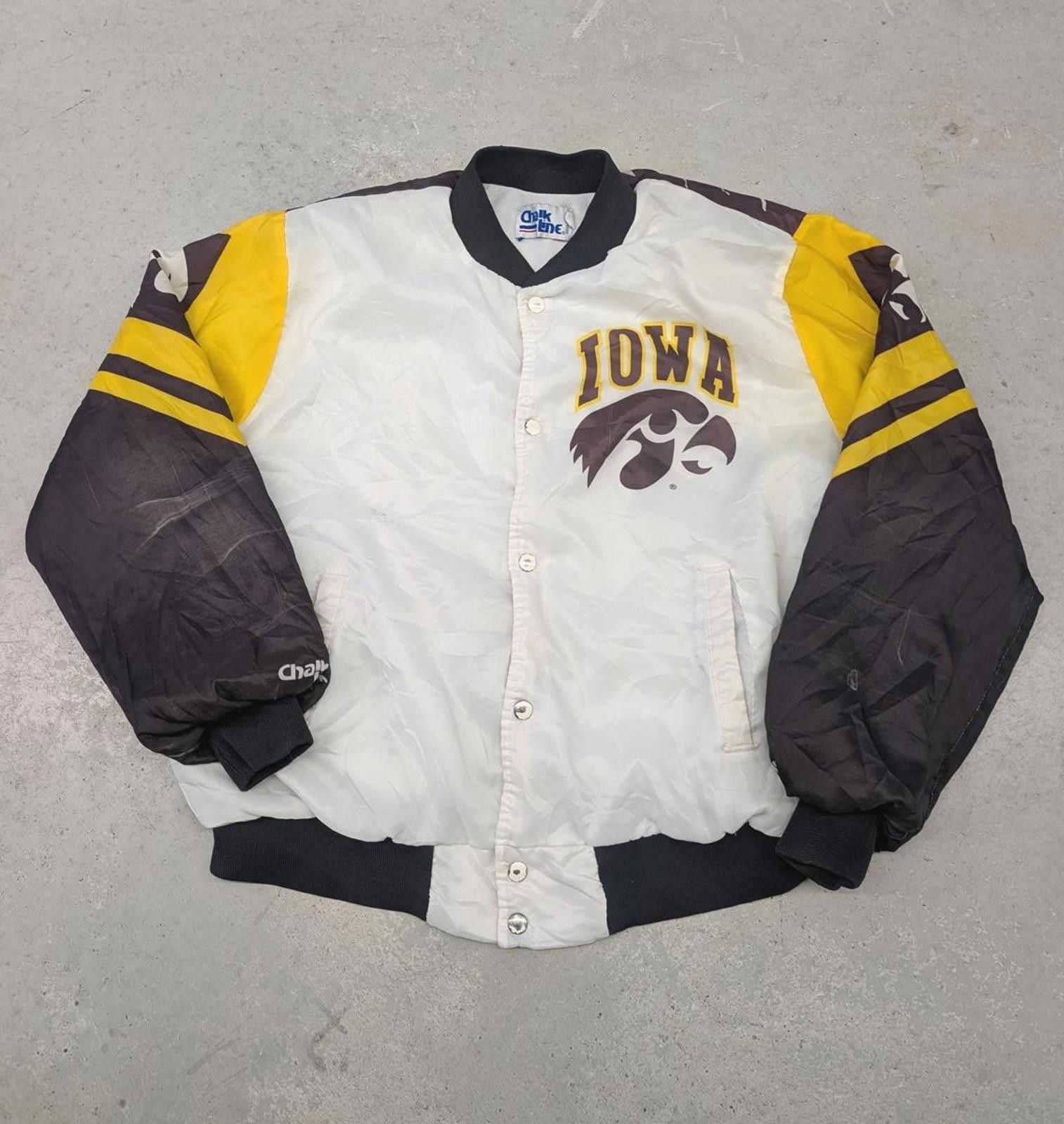 Chalk Line Rare Vintage 80s Iowa Hawkeyes Chalk Line USA Satin Jacket Size US XL / EU 56 / 4 - 2 Thumbnail