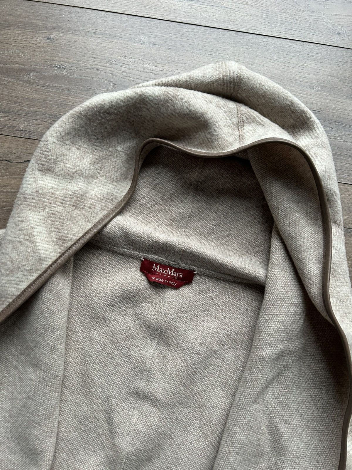 Max Mara Max Mara beige wool cape poncho One size Size ONE SIZE - 4 Thumbnail