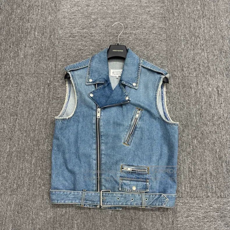 Maison Margiela Maison Margiela Wash and make old locomotive vests Size US M / EU 48-50 / 2 - 1 Thumbnail