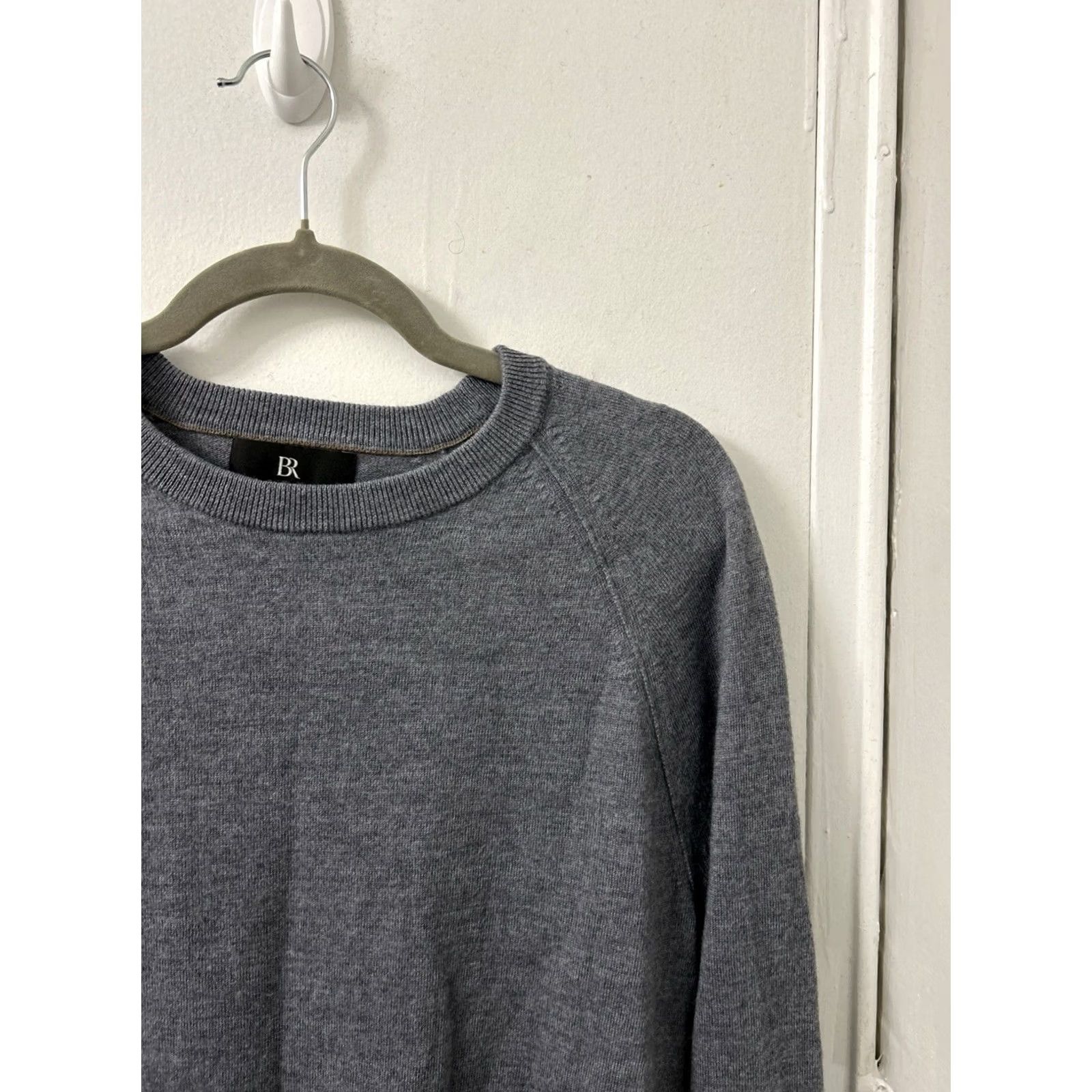 Banana Republic Banana Republic Sweater Mens Medium Gray 100% Merino Wool Crewneck Pullover L/S Size US M / EU 48-50 / 2 - 4 Thumbnail
