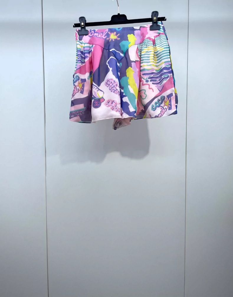 Chanel Chanel 24C colorful holiday-style silk skirt pants 2504-Nex Size 42" / US 20 - 3 Thumbnail