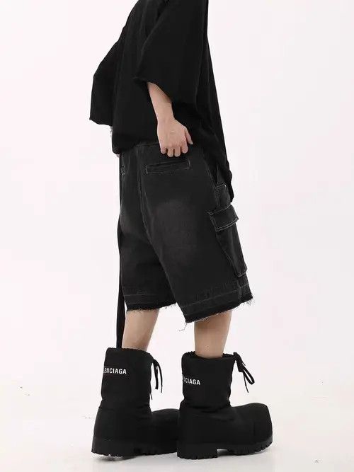 Japanese Brand Norika x Shia Vintage High Street Multi-Pocket Denim Shorts Size US 30 / EU 46 - 4 Thumbnail