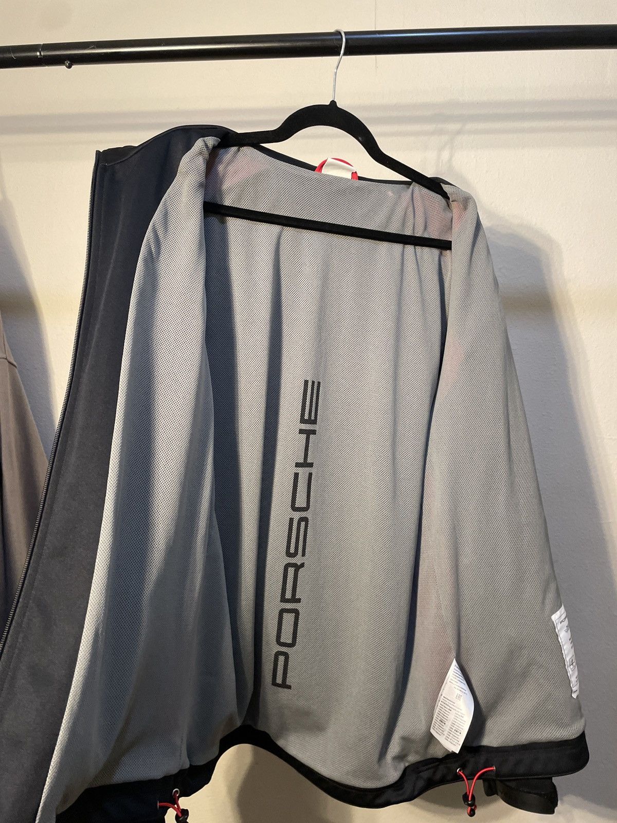 Porsche Design Porsche Motorsport Team Softshell Jacket Red Black EU XLUS L Size US L / EU 52-54 / 3 - 5 Thumbnail
