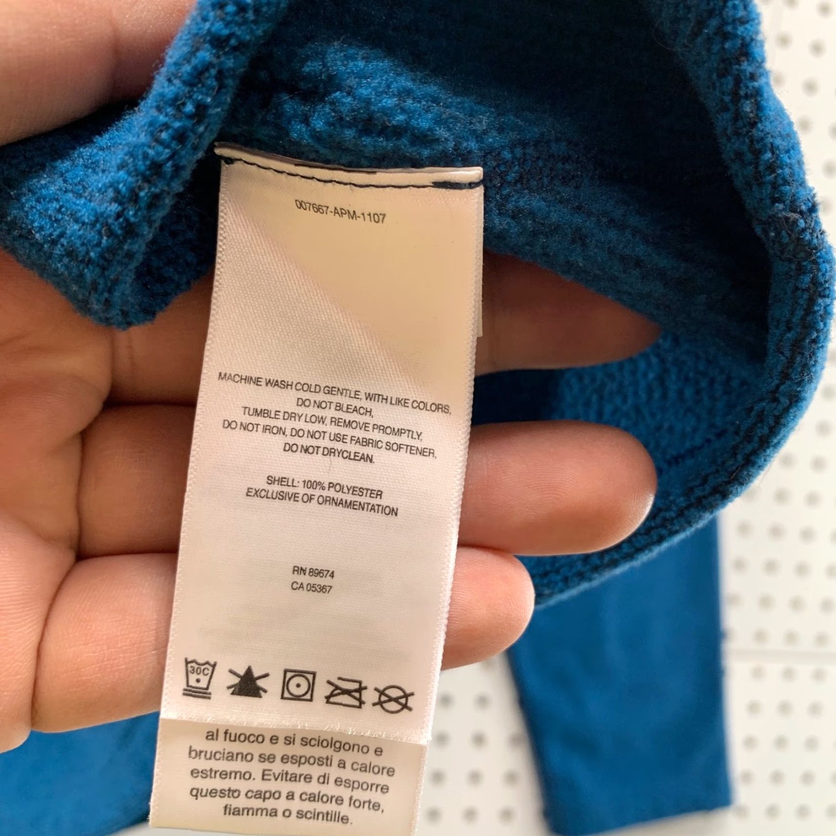 Mountain Hardwear Mountain Hardwear Sweater Mens Large Blue Fleece Lined Outdoor Hiking Casual Size US L / EU 52-54 / 3 - 6 Thumbnail