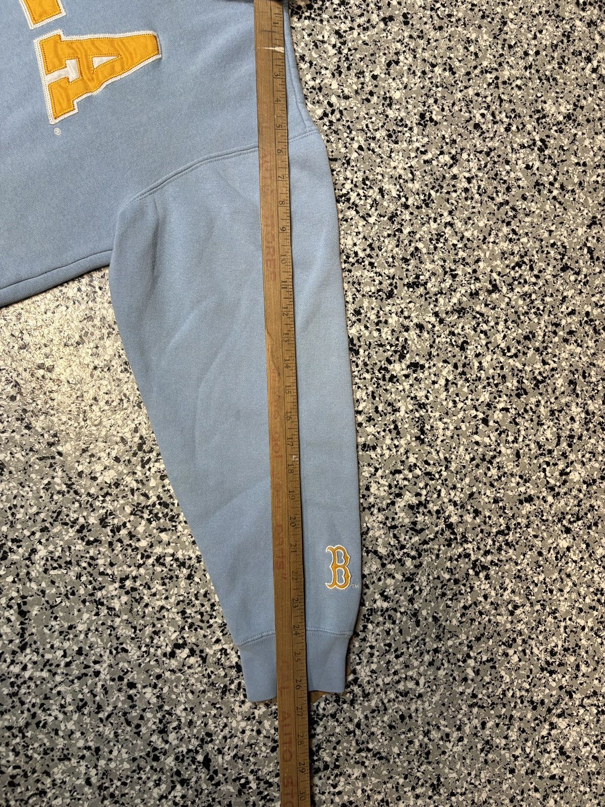 NCAA Vintage 2000s E5 Sport UCLA Blue College Hoodie Size M 0564 Size US M / EU 48-50 / 2 - 7 Thumbnail