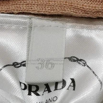 Prada Prada Wool Logo Short Sleeve Knit Top . Size S / US 4 / IT 40 - 5 Thumbnail