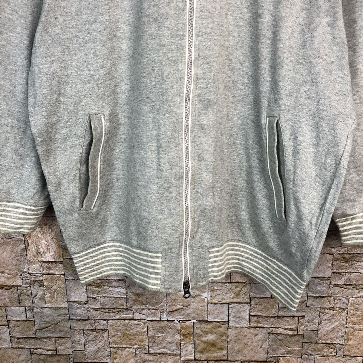 Lacoste Lacoste vintage streetwear Grey sweater #A407 Size US L / EU 52-54 / 3 - 6 Thumbnail