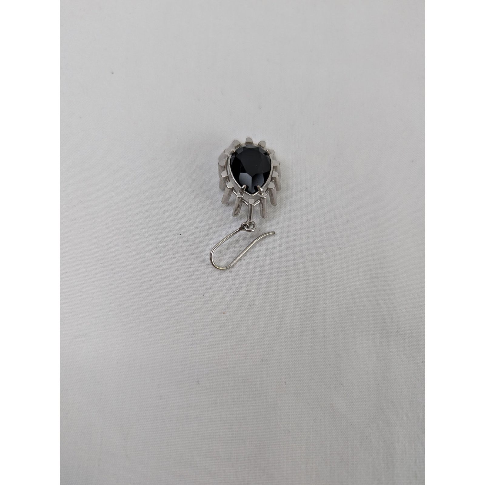 Celine o1rshd1 Size: OS / Earrings in Silver Size ONE SIZE - 9 Thumbnail