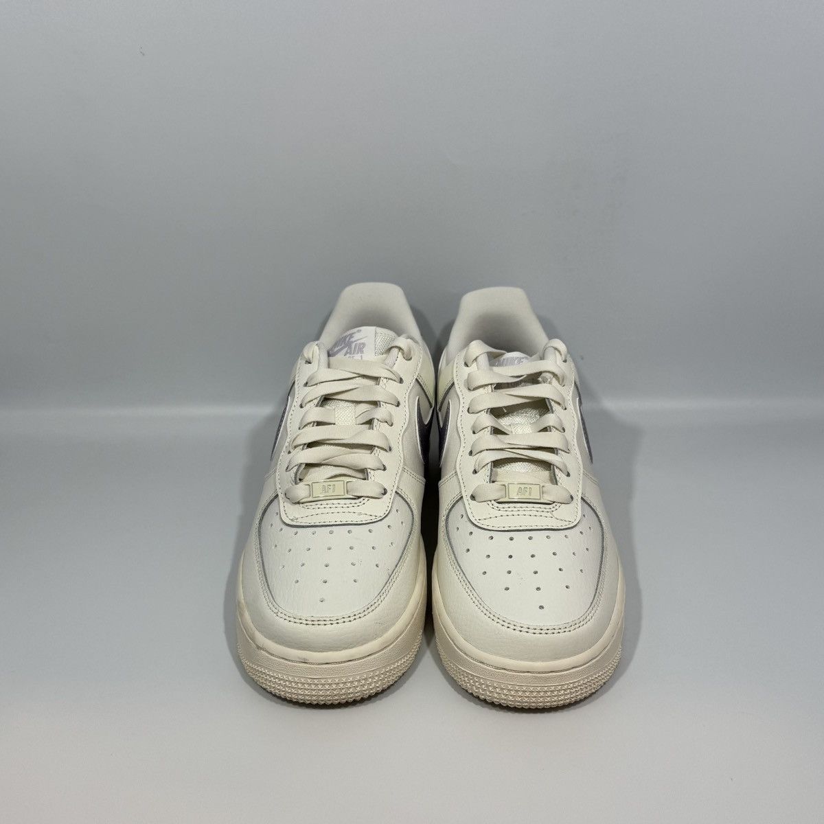 Nike Nike Air Force 1 ‘07 ESS WMNS “Sail Violet Purple” Size US 8.5 / IT 38.5 - 3 Thumbnail