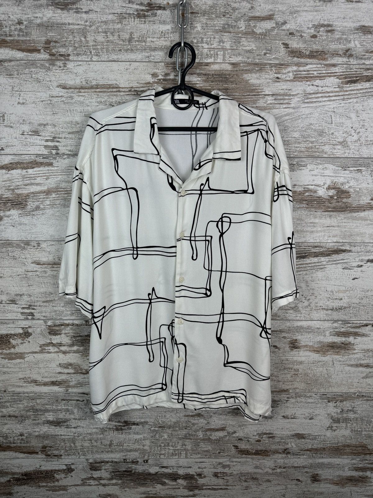 Zara Mens Zara Hawaiian shirt art crazy overprinted old money Size US L / EU 52-54 / 3 - 1 Thumbnail