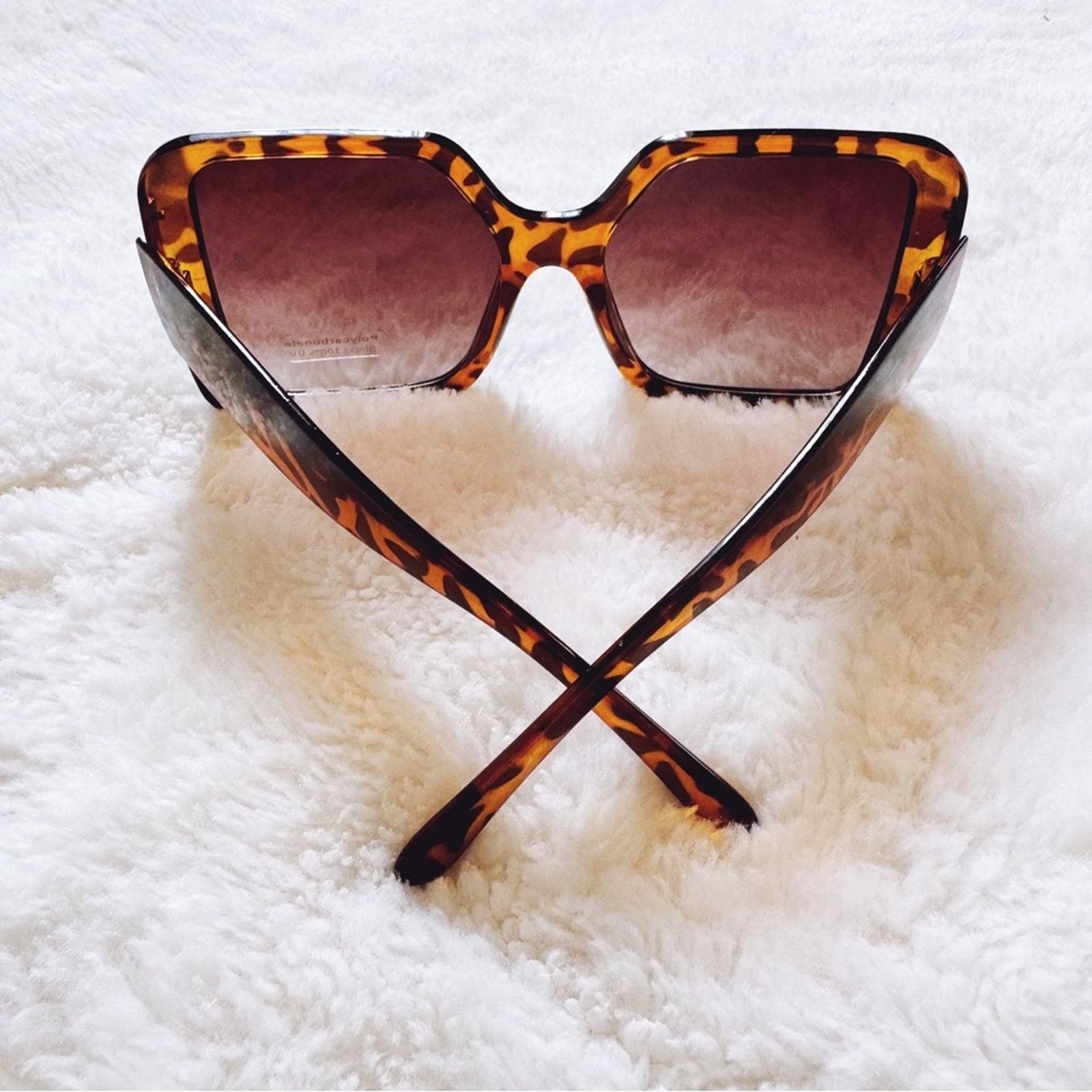Other Junia Tortoise Brown Oversized Sunglasses Size ONE SIZE - 8 Thumbnail