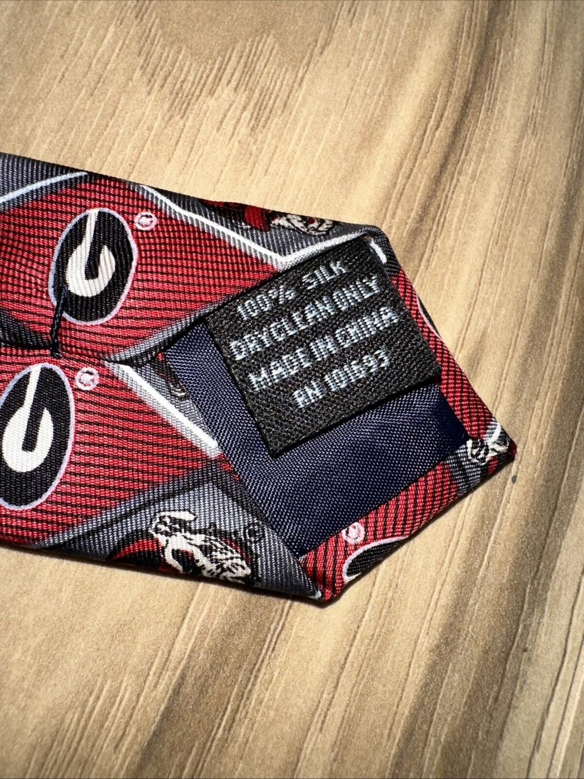 Asger Juel Larsen Georgia Bulldogs Red Black 100% Silk Collegiate Necktie NCAA Size ONE SIZE - 4 Thumbnail