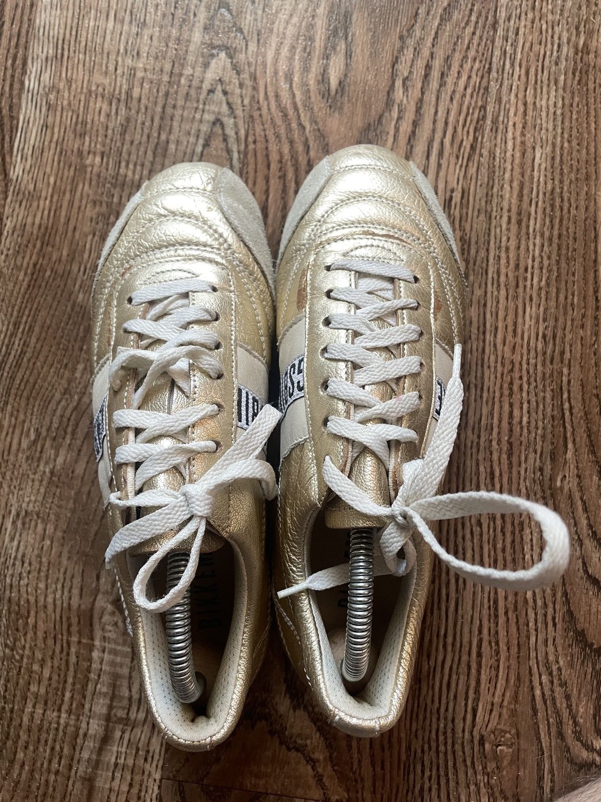 Dirk Bikkembergs Dirk Bikkembergs Vintage Soccer Trainers Sneakers Gold Y2K Size US 8 / IT 38 - 4 Thumbnail