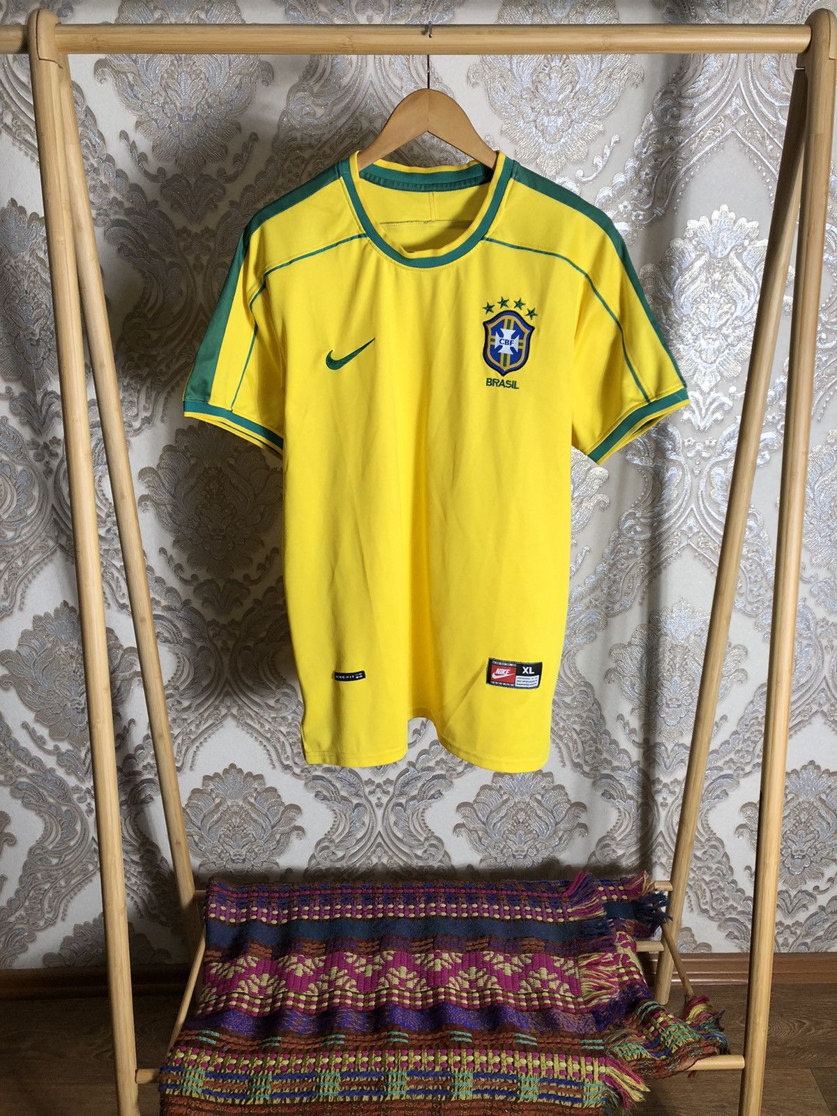 VINTAGE NIKE BRAZIL RETRO SOCCER JERSEY BLOKECORE Y2K 90s