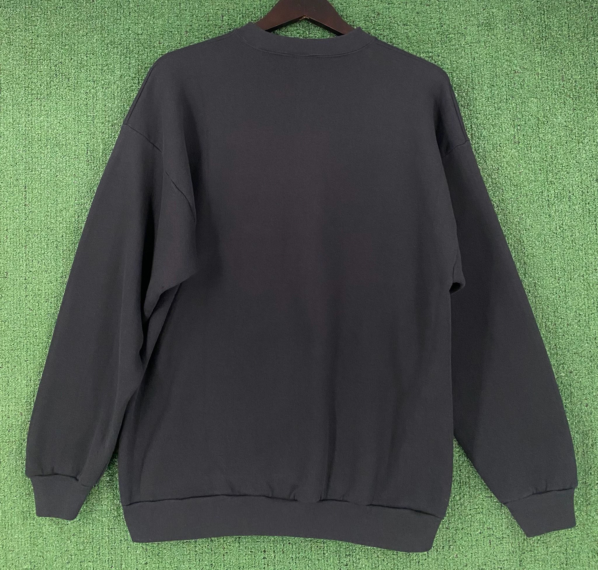 Disney 90’s Mickey Unlimited Mickey Mouse Roses Sweatshirt Large Size US L / EU 52-54 / 3 - 6 Thumbnail