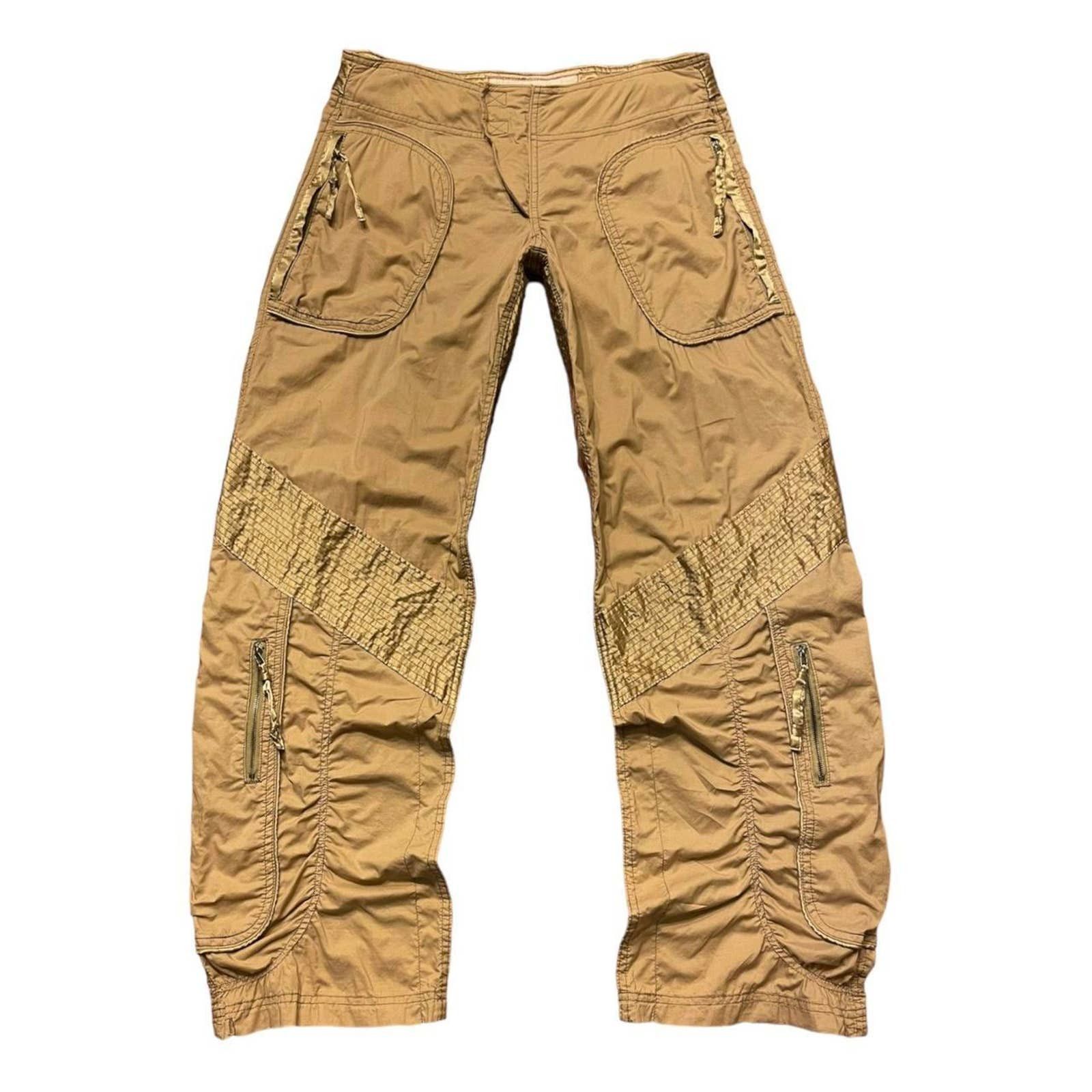 image of Abercrombie Fitch VTG Y2K A&f Grunge Streetwear Utility Cargo Parachute Pants in Tan, Women's (Size