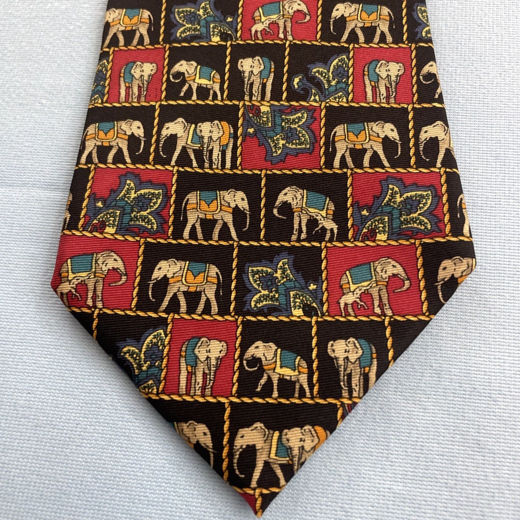 Van Heusen VINTAGE Van Heusen Tie Elephant Paisley Silk Tie vtg 90s Check Red Black Gold USA Men Size ONE SIZE - 2 Thumbnail
