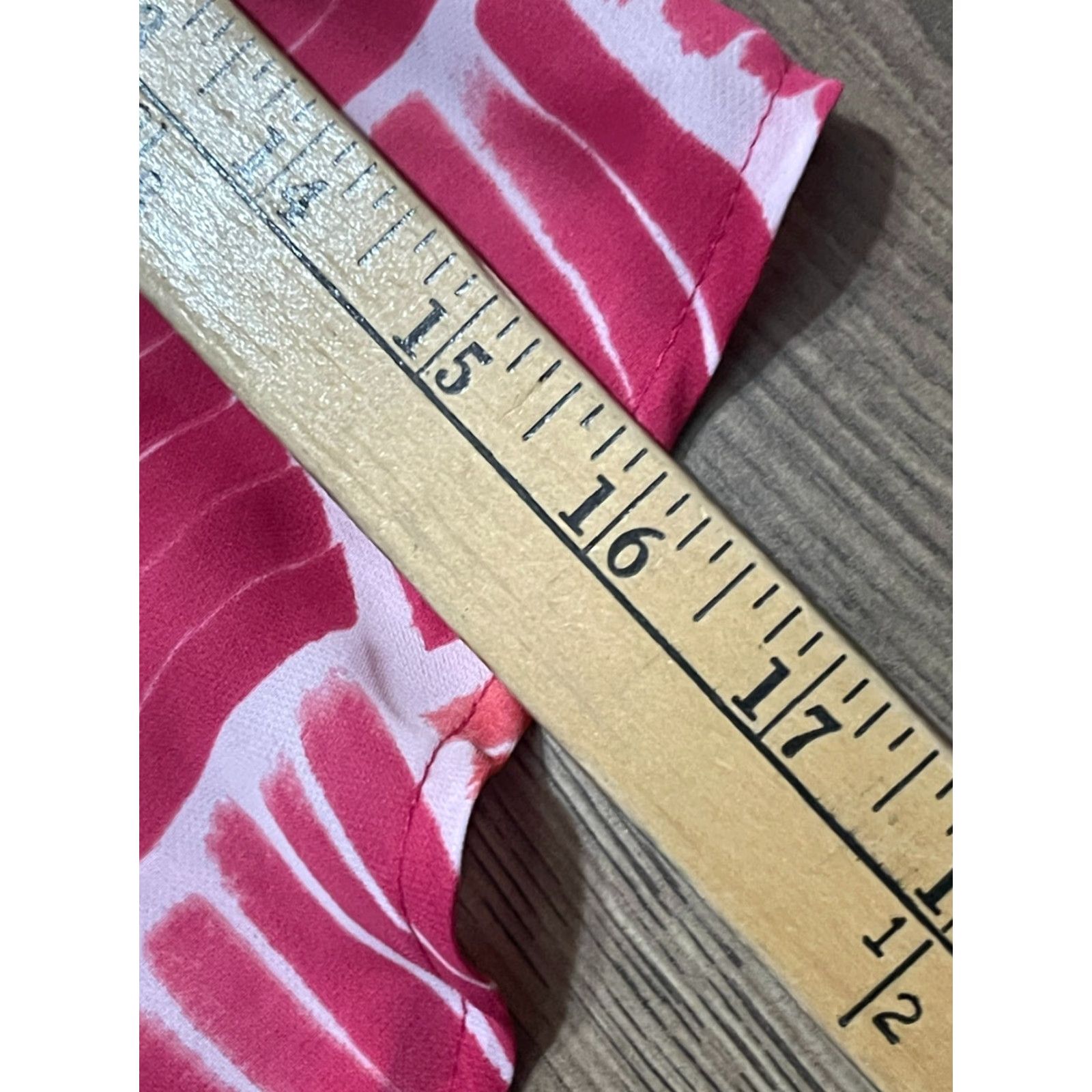 Liz Claiborne Liz Claiborne Shirt Women's Medium Button-Up Long Sleeve Pink Red White Casual Modern Button-Up Dick? Size M / US 6-8 / IT 42-44 - 7 Thumbnail