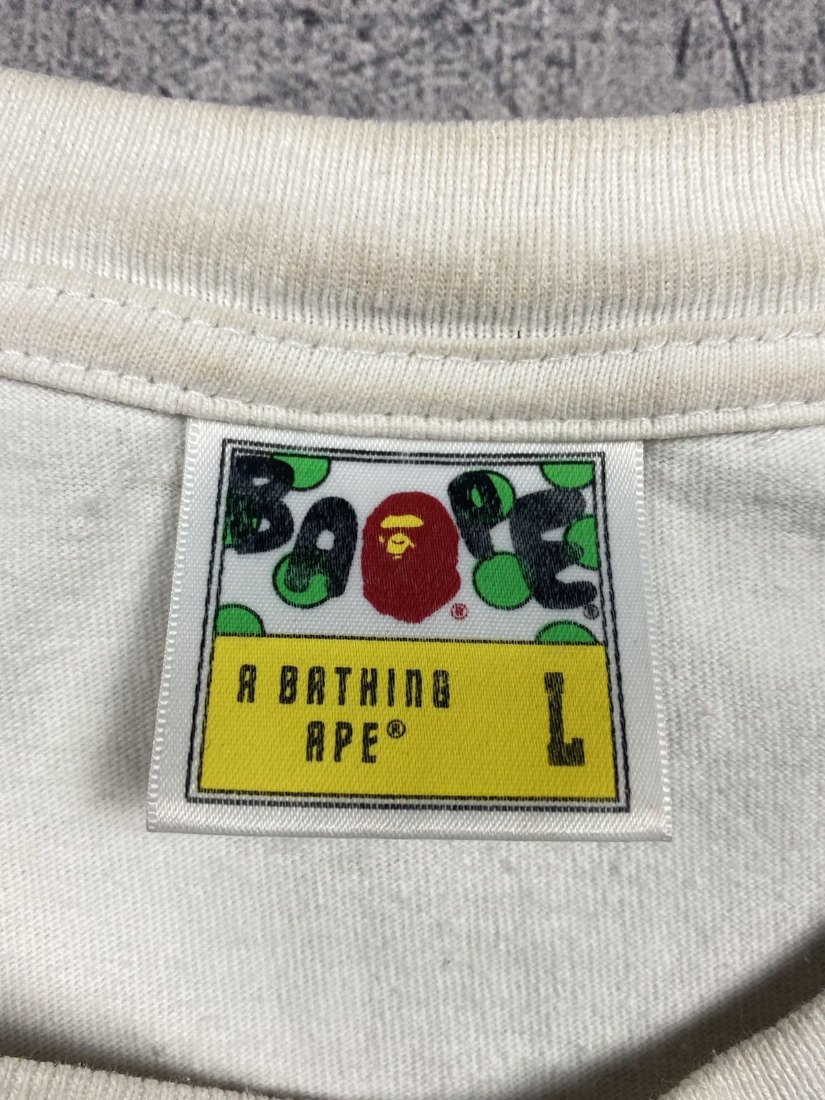Bape Vintage A Bathing Ape Busy Works Tee OG BAPE Distressed Size US L / EU 52-54 / 3 - 17 Thumbnail