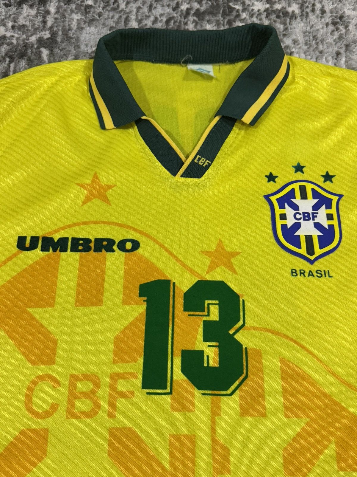 Umbro Brazil jersey World Cup 1994 Umbro vintage Size US L / EU 52-54 / 3 - 3 Thumbnail