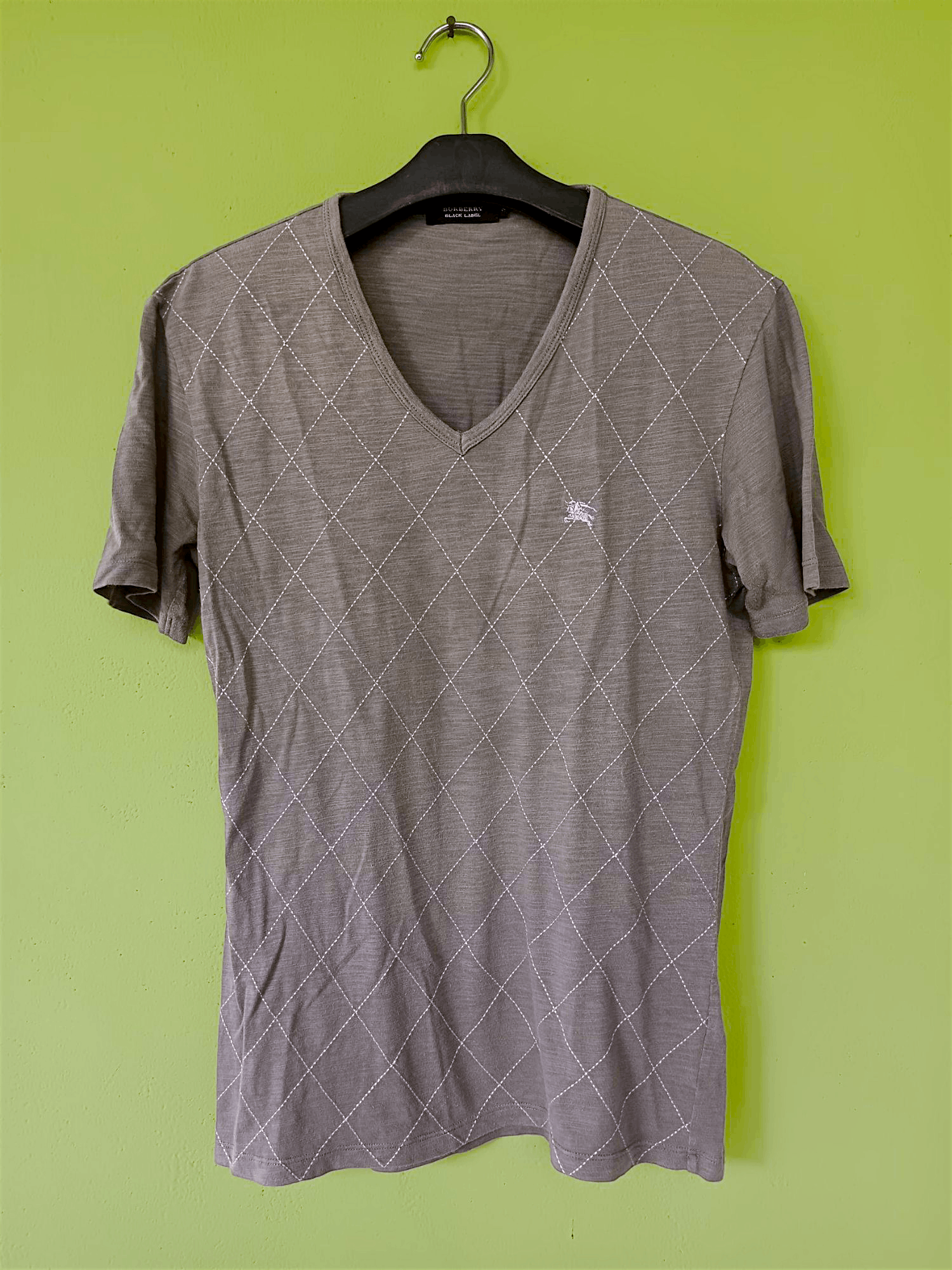 Black Label × Burberry × Burberry Prorsum Burberry Black Label mens Vneck t shirt Size US M / EU 48-50 / 2 - 11 Thumbnail