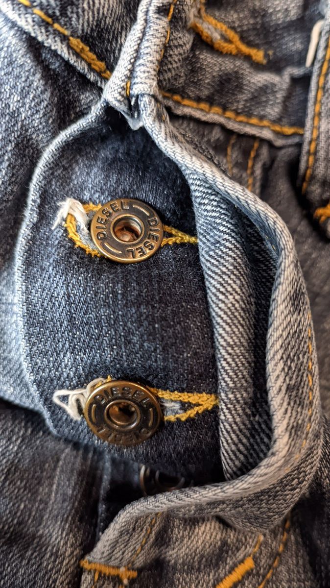 Le Grande Bleu (L.G.B.) Diesel Y2K vintage faded washed denim distressed jeans Size US 32 / EU 48 - 8 Thumbnail