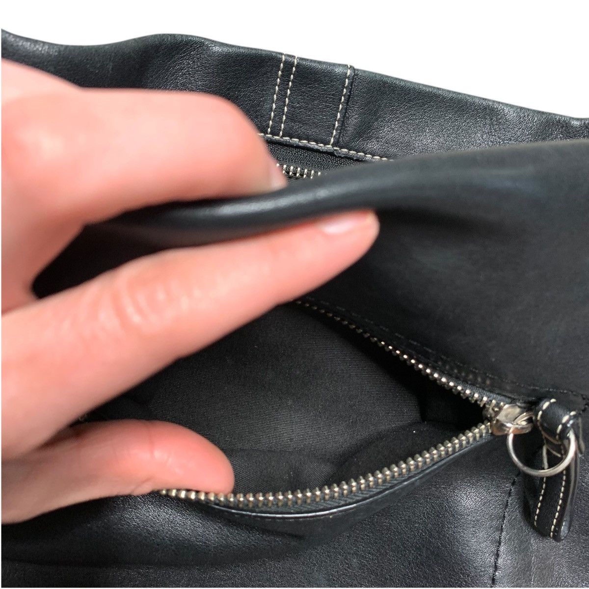 Coach Coach F10938 Soho Slim Y2K Black Leather Crossbody Bag Size ONE SIZE - 9 Thumbnail