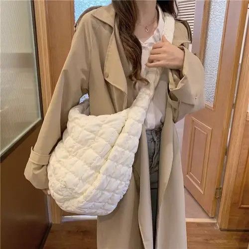 Japanese Brand Quilted Shoulder Bag Size ONE SIZE - 1 Thumbnail