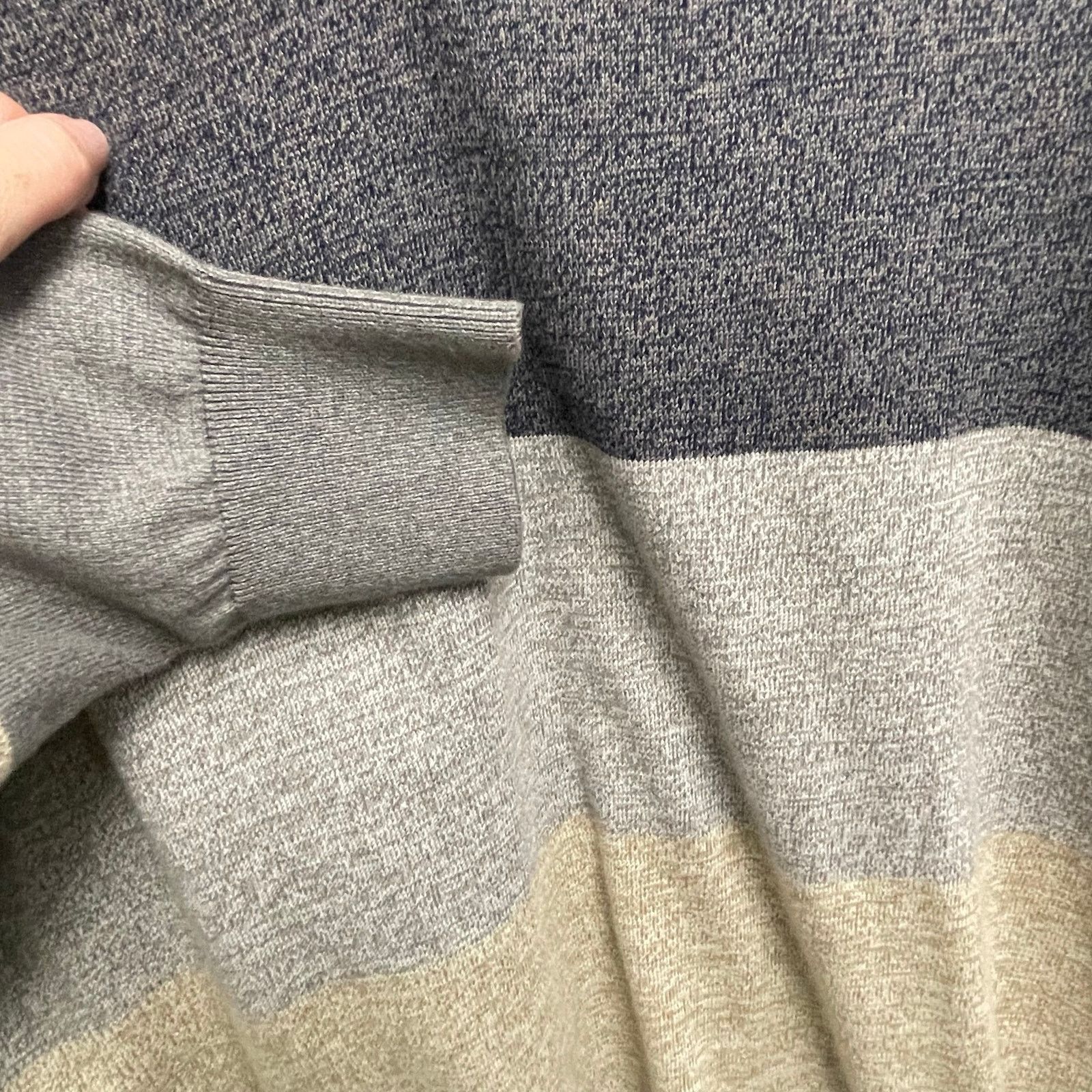 Sean John Sean John V-Neck Stripe Knit Sweater Mens Size Large Casual Size US L / EU 52-54 / 3 - 2 Thumbnail