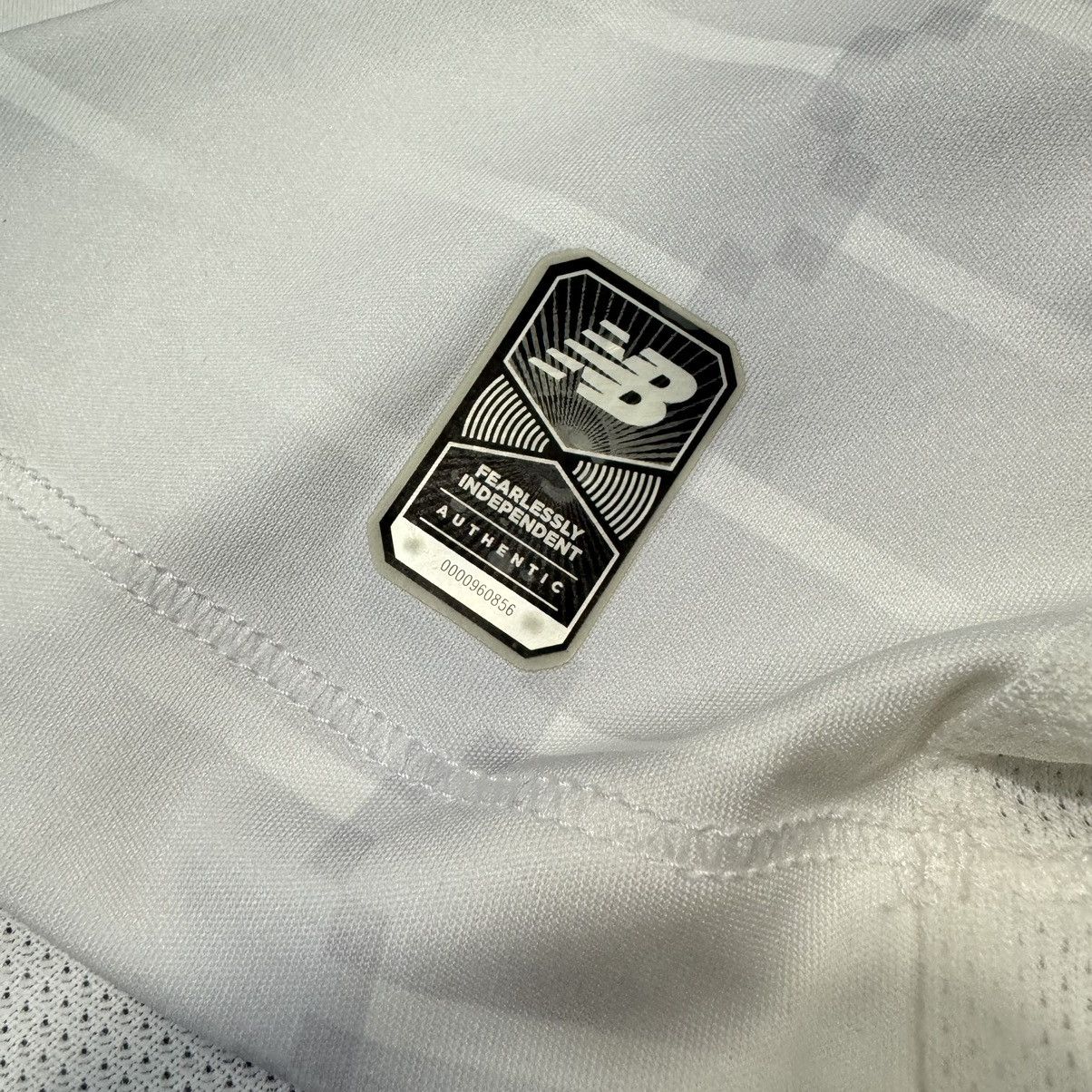 New Balance Liverpool 19/20 C/L away shirt #4 Virgil Size US L / EU 52-54 / 3 - 9 Thumbnail