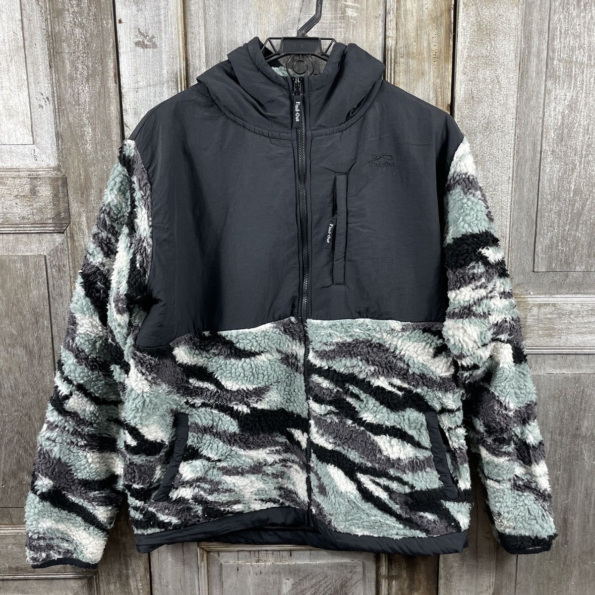 Japanese Brand × Vintage Vintage Find Out Fleece Camo Jacket Size US L / EU 52-54 / 3 - 1 Thumbnail