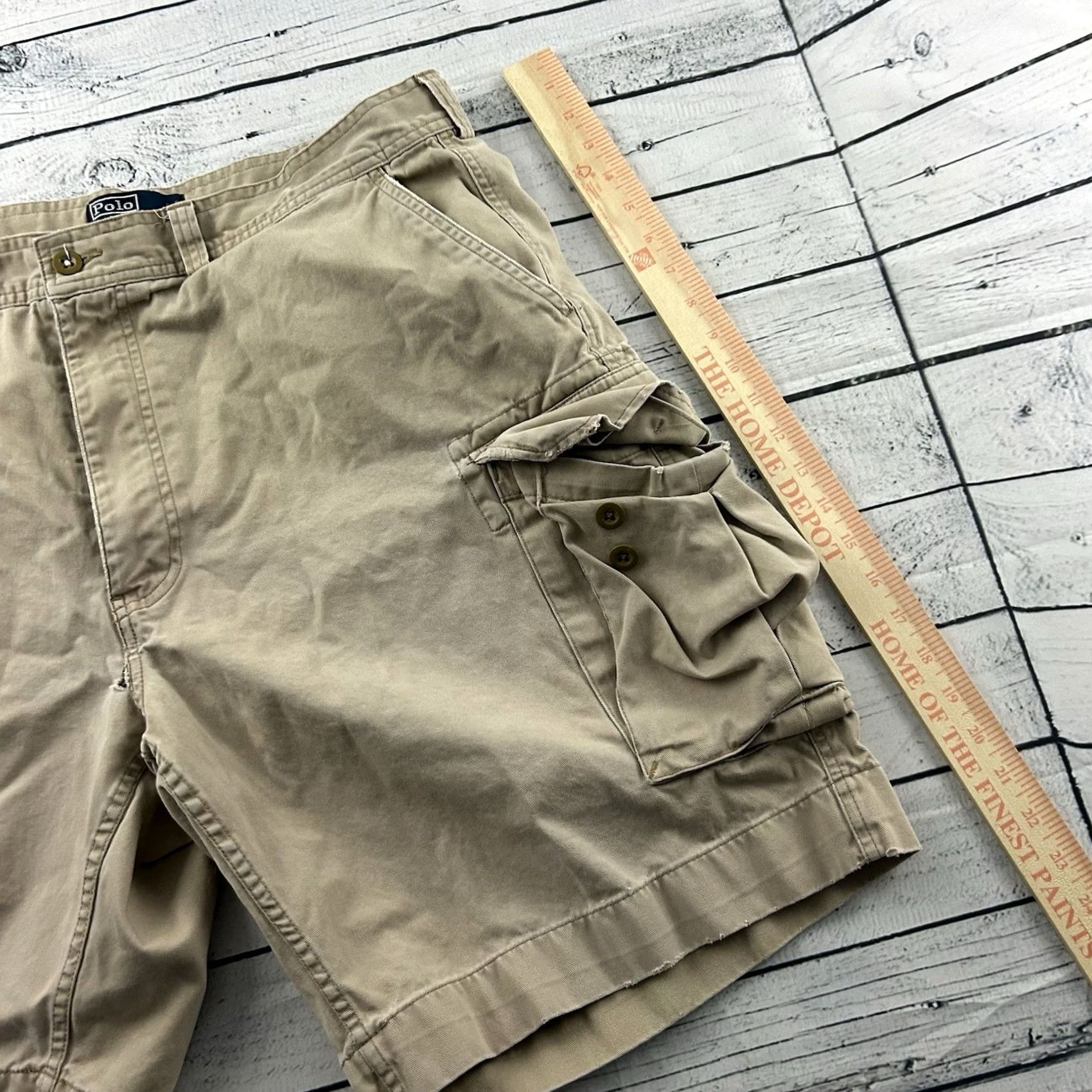 Polo Ralph Lauren VINTAGE Polo Ralph Lauren Cargo Shorts Men 40 Khaki Beige Cargo shorts Mens 40 Beige Size US L / EU 52-54 / 3 - 5 Thumbnail