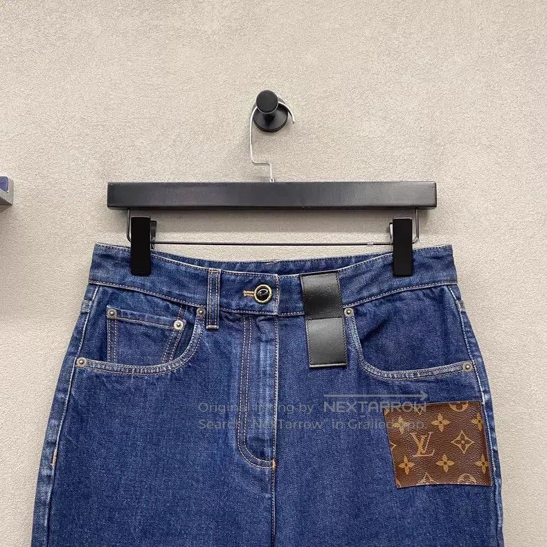 Louis Vuitton Louis Vuitton Straight-leg blue jeans with presbyopia jean Size US 38 / EU 54 - 4 Thumbnail
