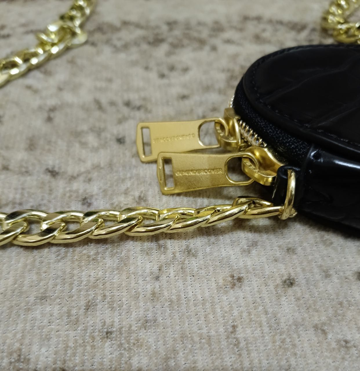 Undercover Gu X UNDERCOVER HEART LOVE CHAIN SLING/CROOSBODY Size ONE SIZE - 6 Thumbnail