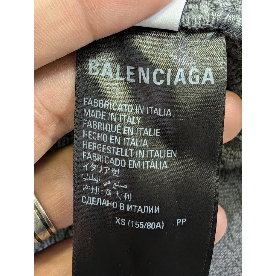 o1rshd1 Monogram Gown in Gray