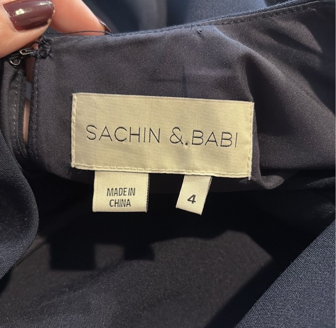 Sachin & Babi Sachin & Babi sleek flattering midi length dress business Size S / US 4 / IT 40 - 9 Thumbnail