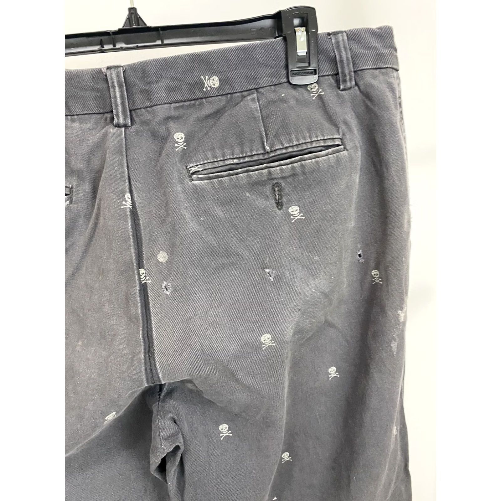 Vintage VINTAGE GH Bass & Co Pants Men 36x32 Charcoal Skate Chino Fading Distressed Crossbones Gradient Sun AOP 90s Size US 36 / EU 52 - 3 Thumbnail