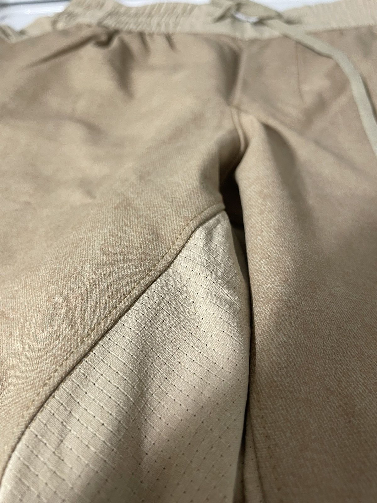 Lululemon Rare Lululemon Colorway SS19 Size Medium Size US 30 / EU 46 - 5 Thumbnail