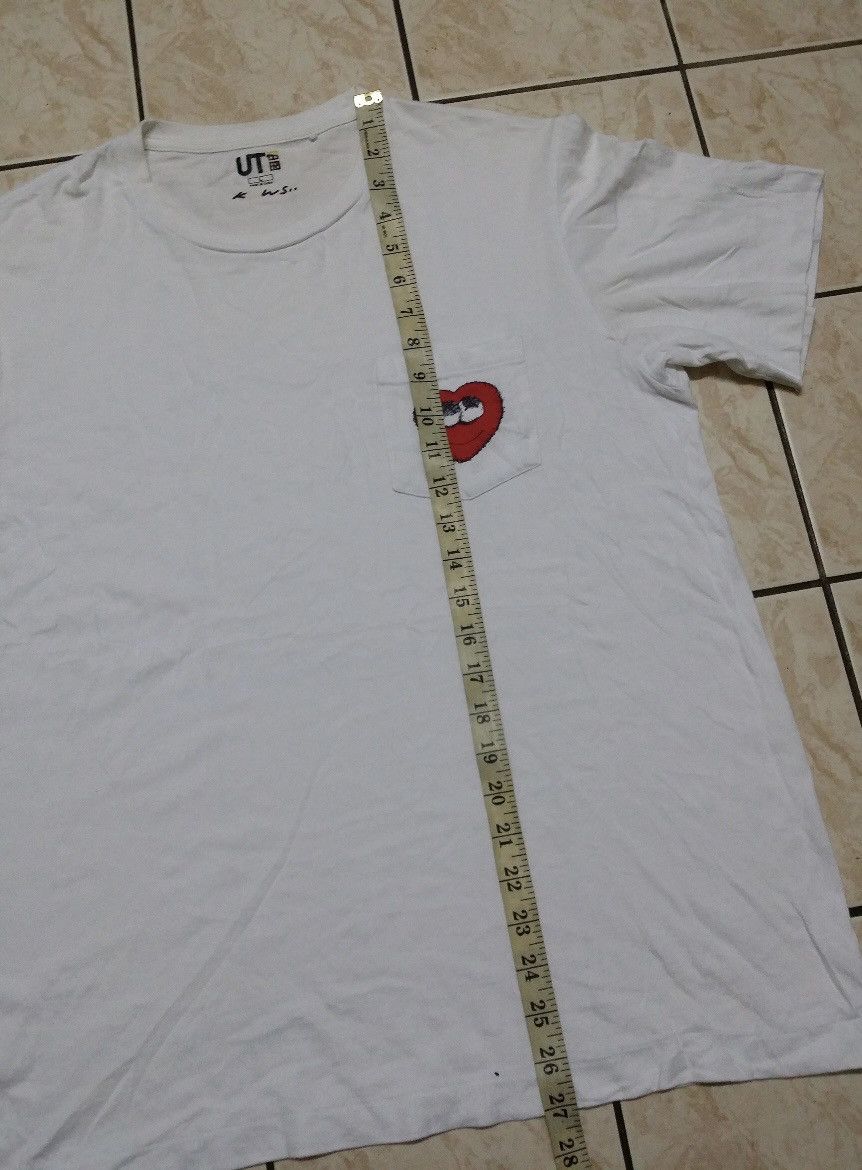 Kaws × Uniqlo KAWS X UNIQLO UT pocket tee shirt Size US M / EU 48-50 / 2 - 5 Thumbnail