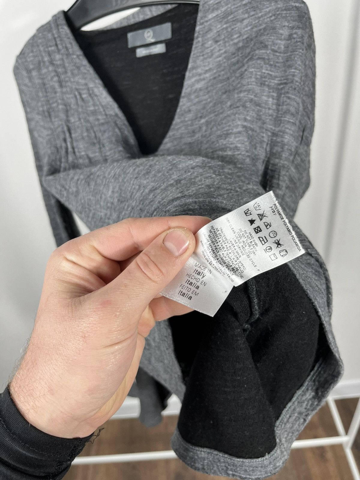 Alexander McQueen MCQ Alexander McQueen Asymmetrical Wrap Top Gray Size L / US 10 / IT 46 - 8 Thumbnail