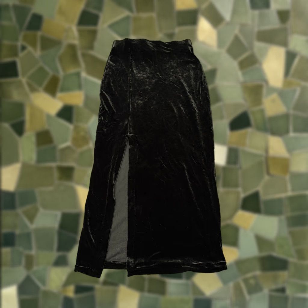 Vintage VINTAGE Caché Skirt Womens Medium Black Velvet Long Pencil Slit Stretch Formal Size 32" / US 10 / IT 46 - 1 Thumbnail