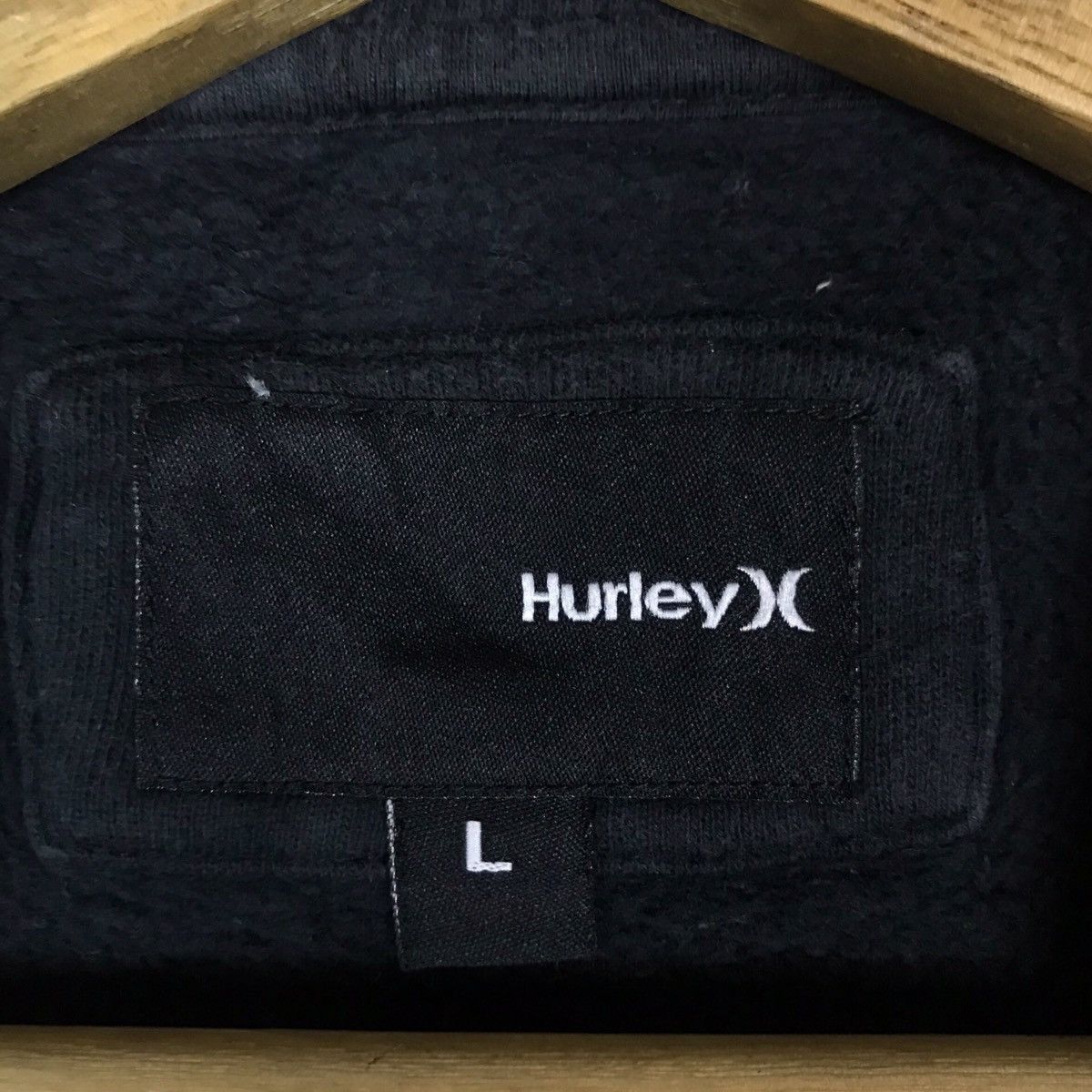 Hurley Vintage Hurley Pullover Jumper Sweatshirt Size US L / EU 52-54 / 3 - 6 Thumbnail