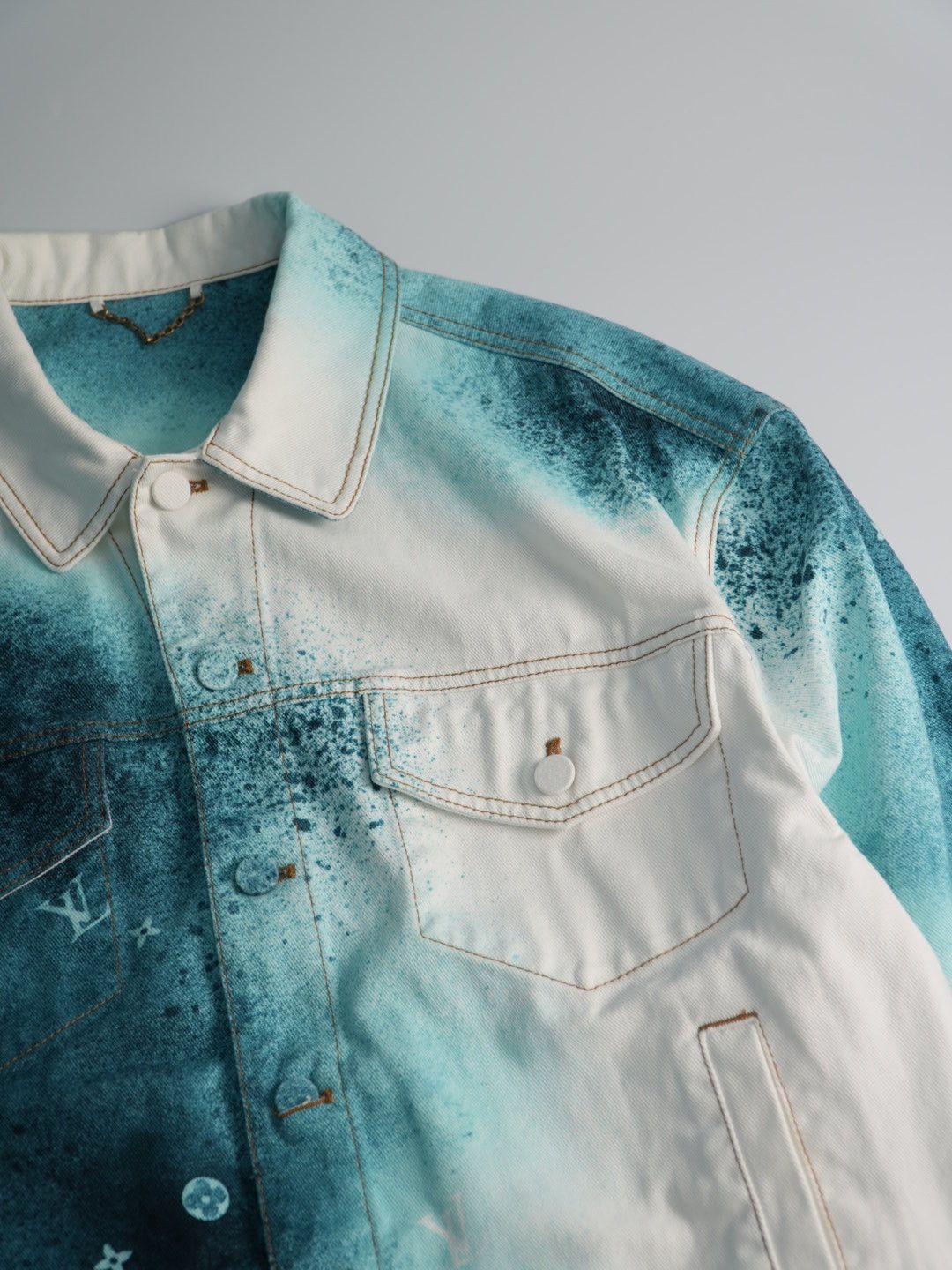 Louis Vuitton Louis Vuitton Starry Sky Gradient Splash-Ink Denim Jacket Size US L / EU 52-54 / 3 - 7 Thumbnail