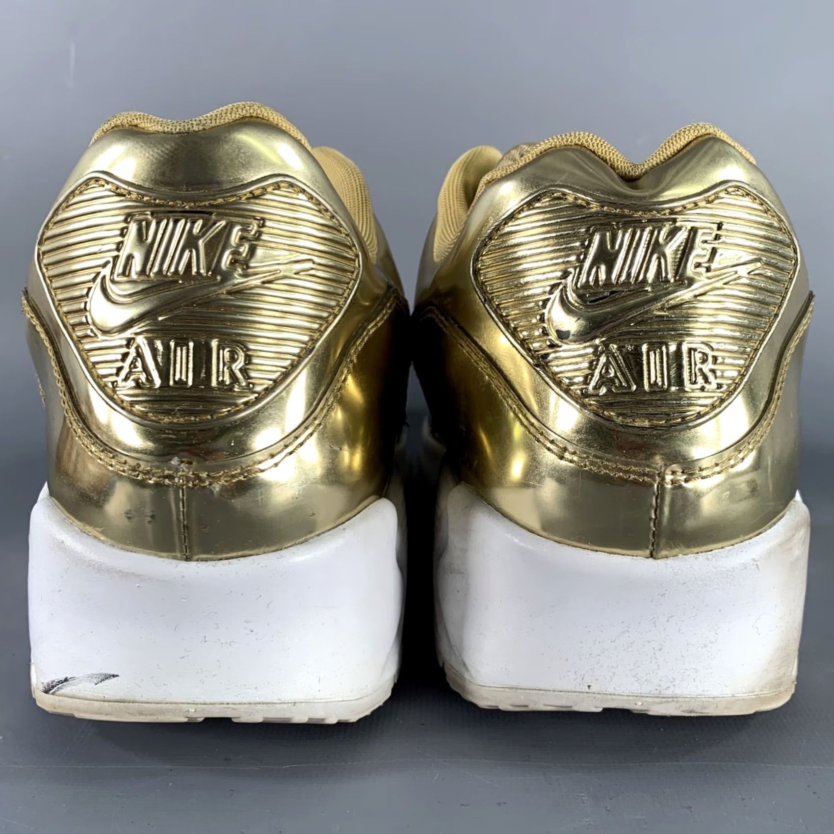Nike NIKE 30th Anniversary Gold Metallic Low Top Sneakers 2020 Size 15.5 Size XXL / US 16-18 / IT 52-54 - 3 Thumbnail