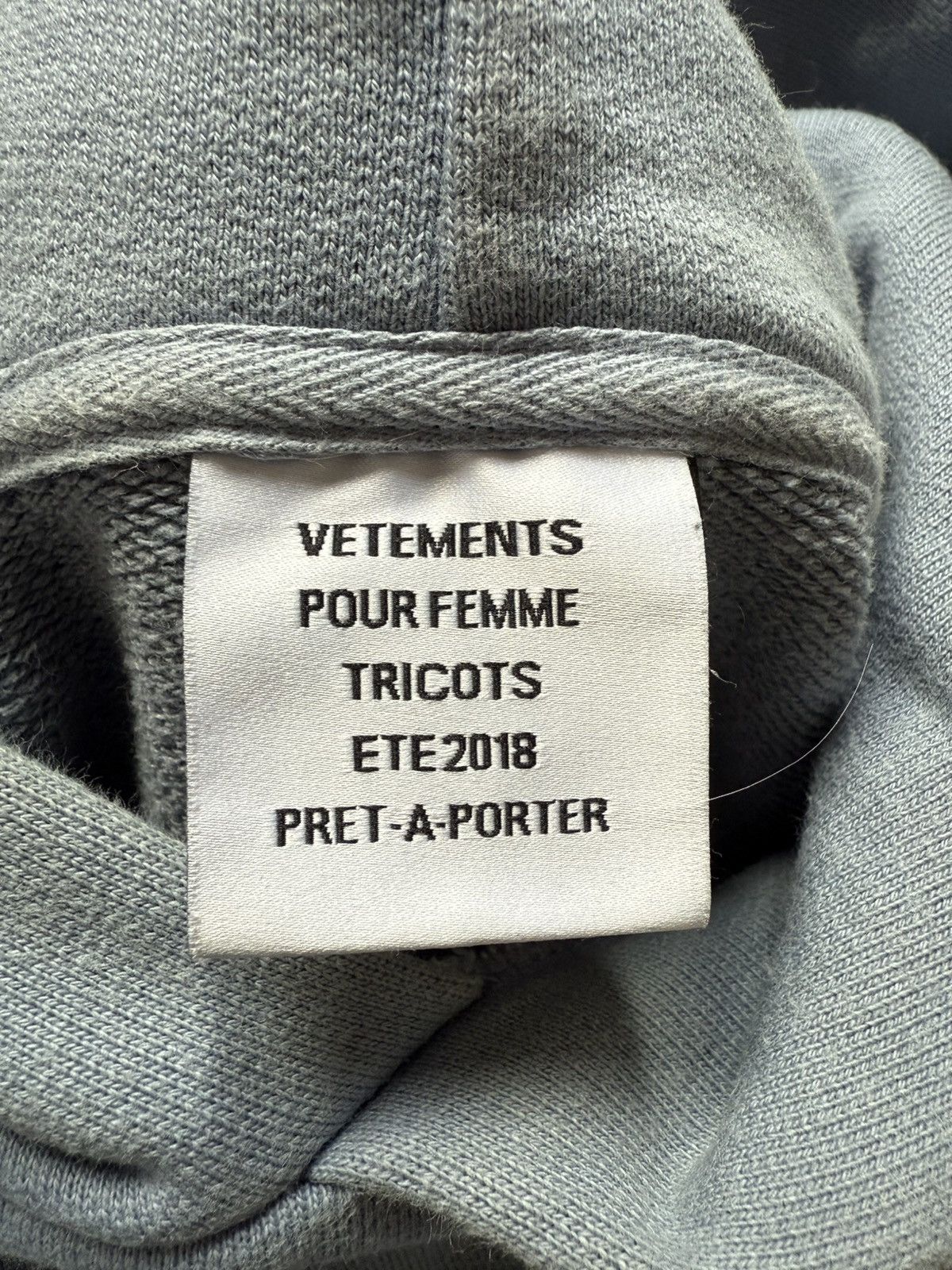 Vetements Vetements Unicorns 2018 Size US M / EU 48-50 / 2 - 8 Thumbnail