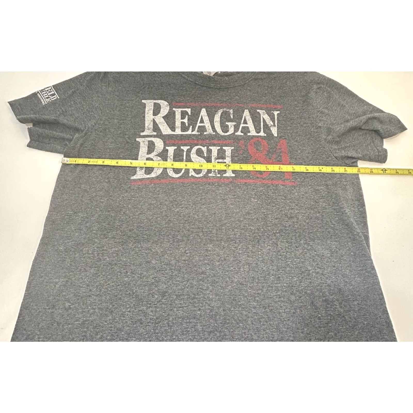 Gildan Reagan-Bush ‘84 Campaign Shirt Men Large Retro Republican Dark Heather Gray Shirt Mens Graphic Tee Size US L / EU 52-54 / 3 - 7 Thumbnail