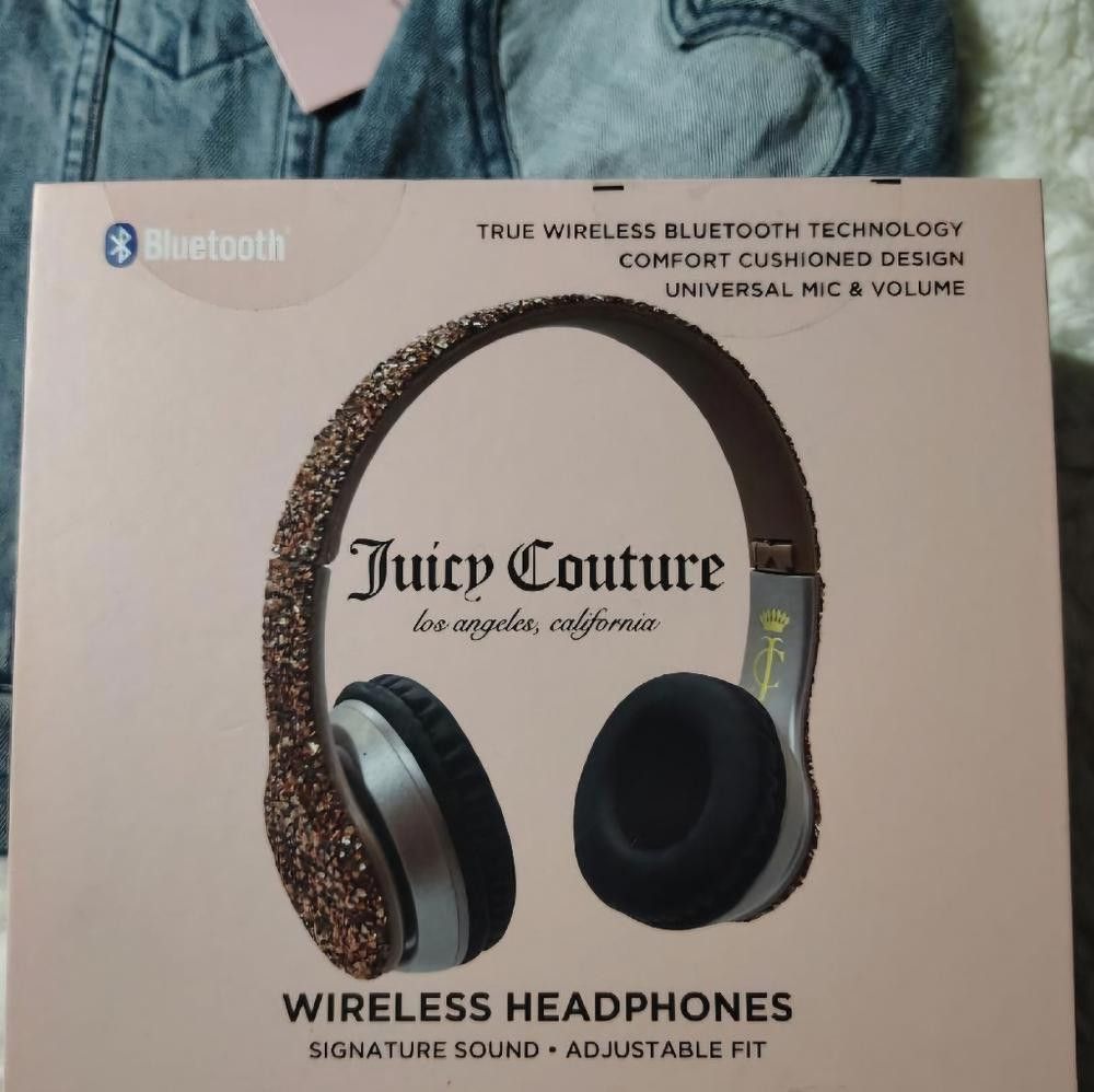 Juicy Couture Jeans JUICY COUTURE BUNDLE: Jacket/Juicy Headphones/Juicy Wallet Size ONE SIZE - 5 Thumbnail