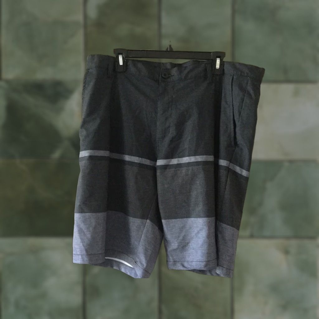 Burnside VINTAGE Burnside Men's Swim Shorts Board Shorts Size 36 Blue Black Fade Beach Recreation Size US 36 / EU 52 - 1 Thumbnail