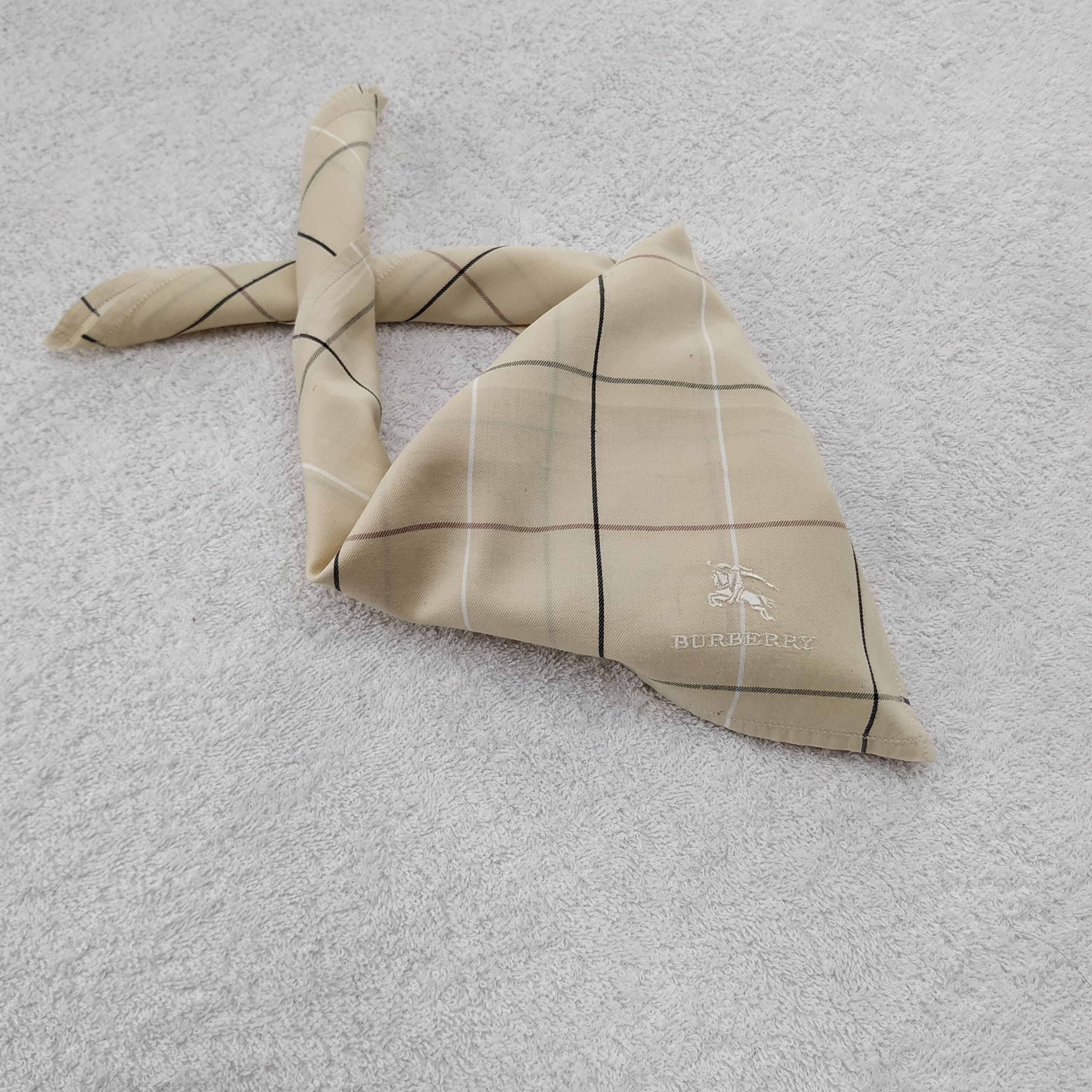 Burberry × Vintage Burberry Bandana / Handkerchief / Neckerchief - S019 Size ONE SIZE - 3 Thumbnail