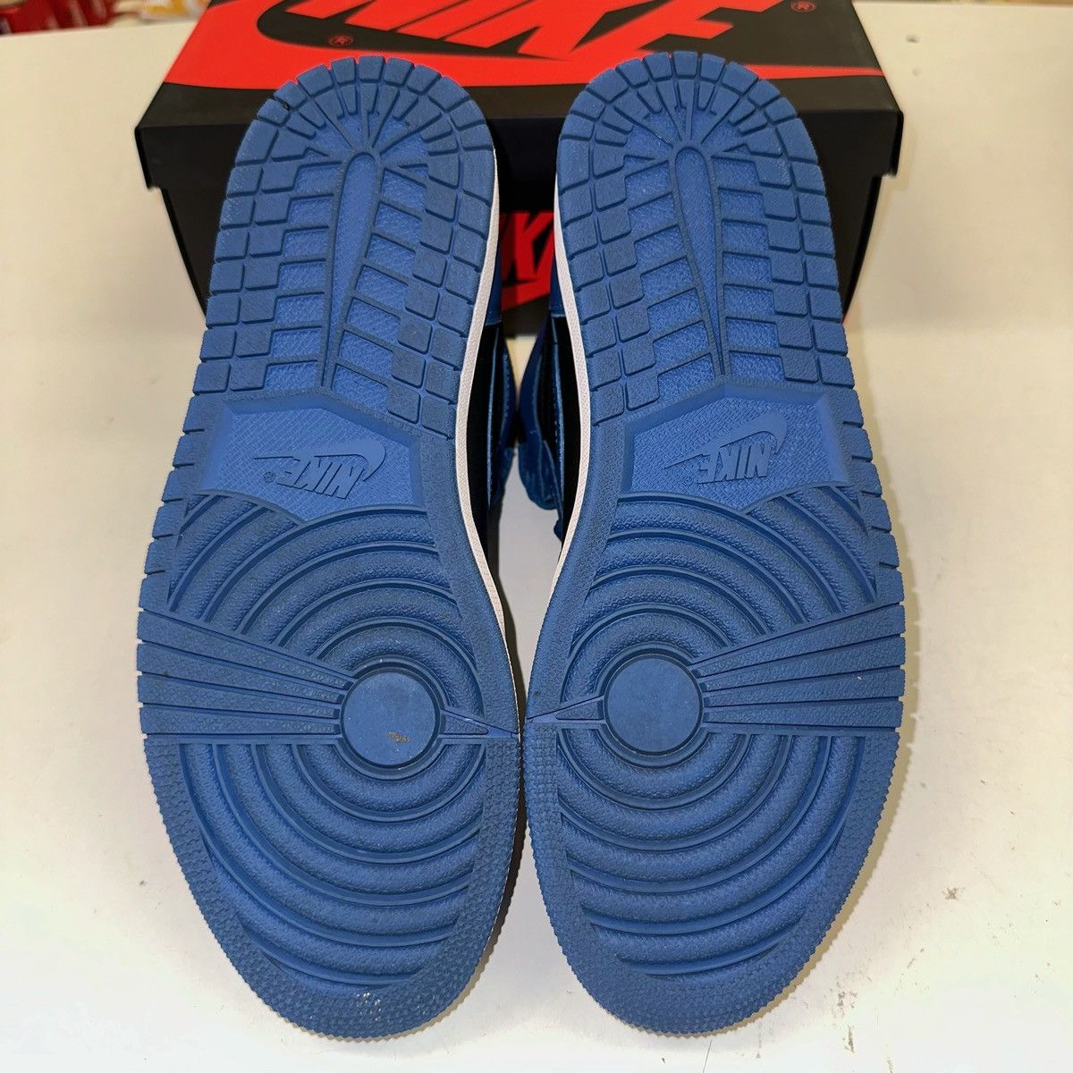 Jordan Brand × Nike Size 9.5 - Jordan 1 Retro OG High Dark Marina Blue Size US 9.5 / EU 42-43 - 5 Thumbnail